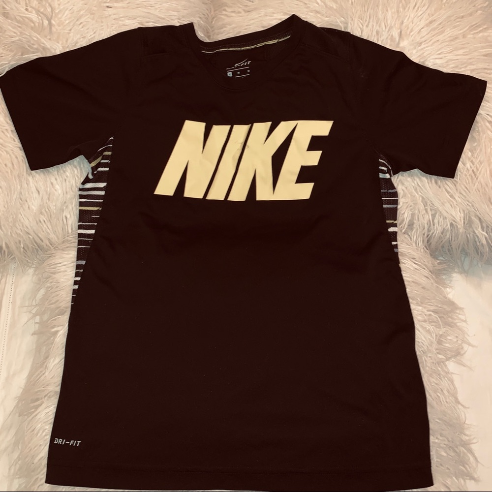 Nike t shirts